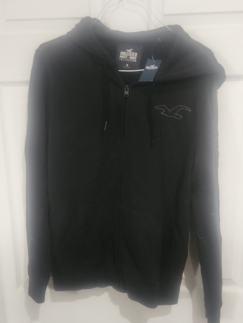 Hollister Men's Black Full Zip Hoodie with Subtle Logo